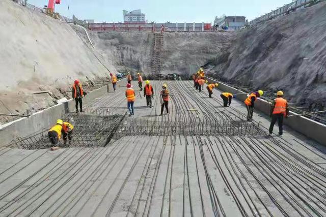 c99a2ff6339c40a0946ad474857156f3-640x0.jpeg c99a2ff6339c40a0946ad474857156f3-640x0.jpeg